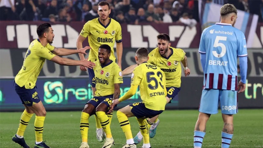 Fenerbahçe Trabzonspor’u deplasmanda yendi