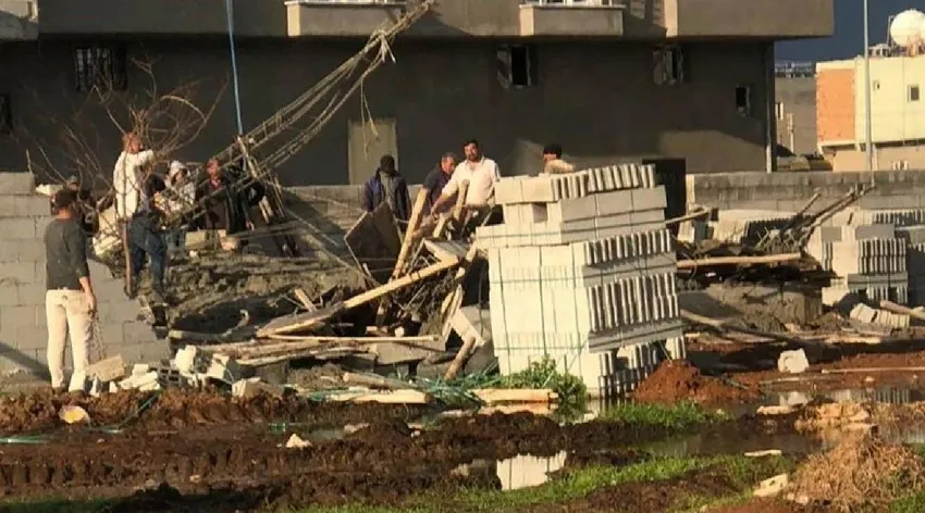 Mardin’de inşaatta çökme: 2 yaralı