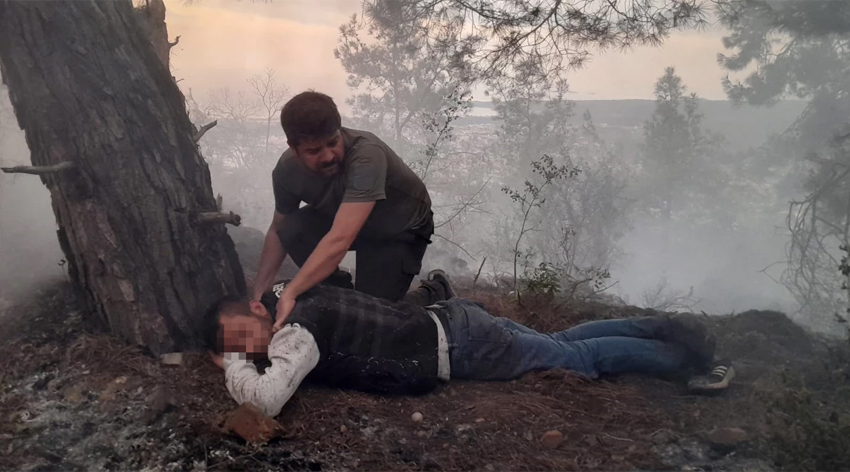 Antalya’da ormanı yaktı uyuyakaldı!