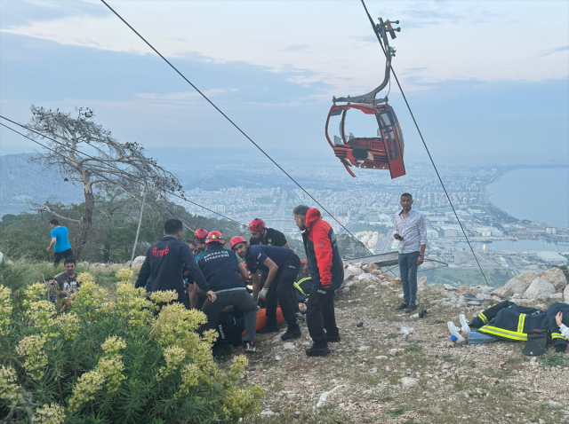 Antalya'daki teleferik kazasından görüntüler facianın vahametini gözler önüne serdi