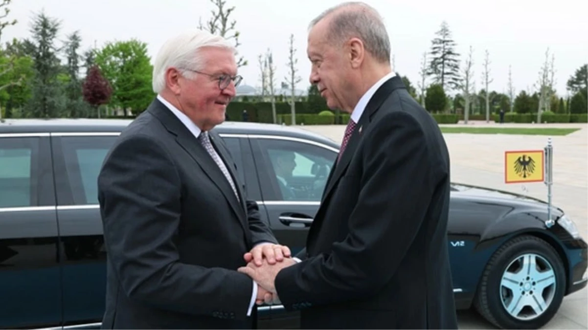 Karşılama törenine damga vuran anlar!