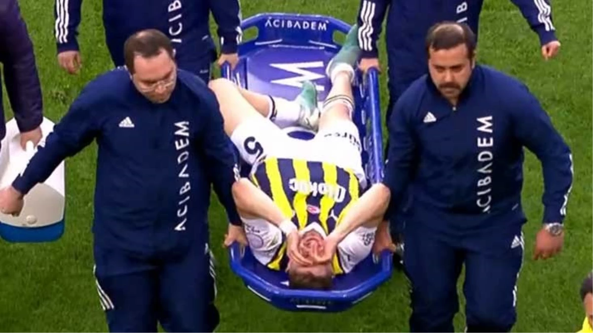 İsmail Yüksek gözyaşları içinde sahayı terk etti!