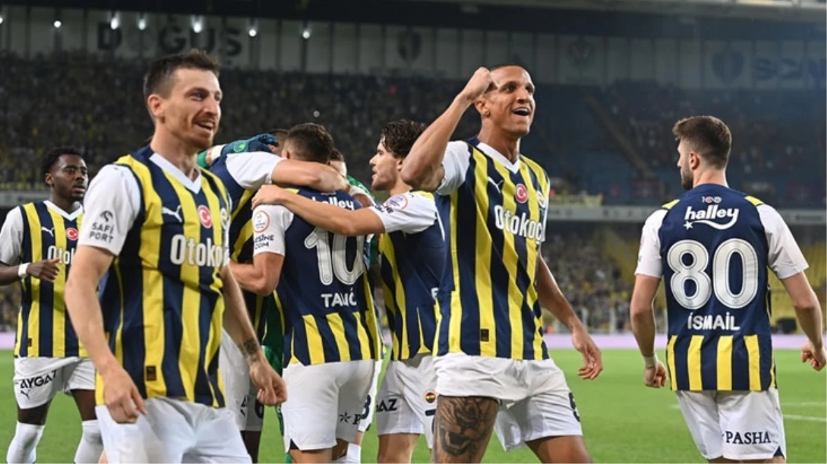 Fenerbahçe, Türk futbol tarihine geçti