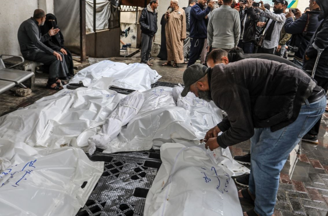 Havadan broşür bıraktılar!