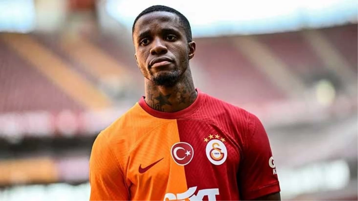 Galatasaraylı Zaha kendisine gelen ırkçı mesajı ifşa etti