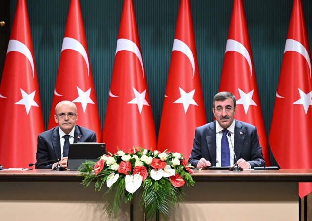 Tasarruf tedbirlerinin ardından kamuda çalışma sistemi değişiyor!