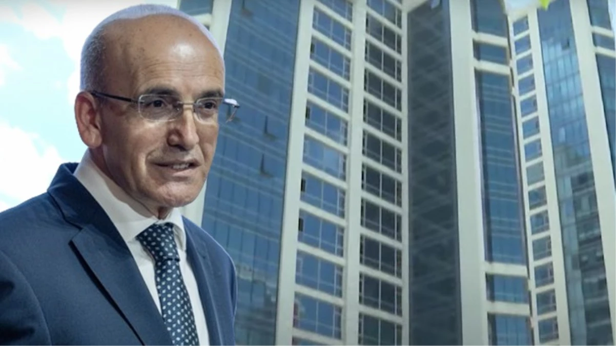 Şimşek bakanlığın 15 katlı bina kiraladığı iddiasına ilişkin konuştu