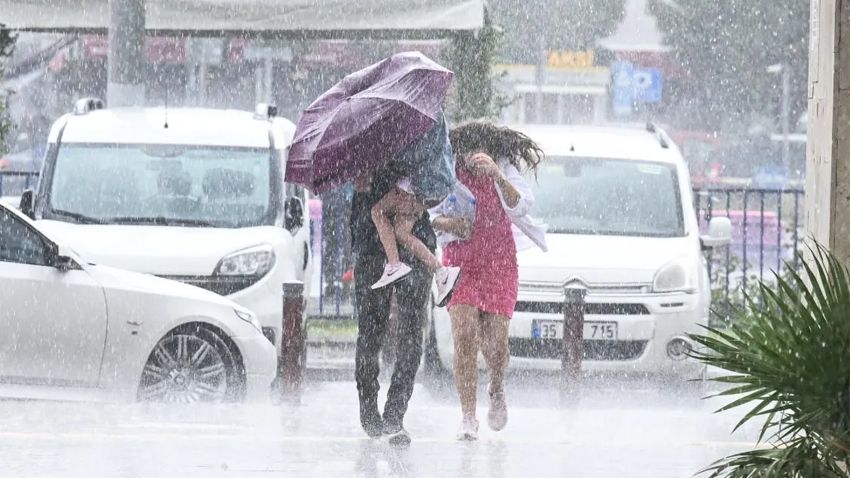 Meteorolojiden sağanak yağış uyarısı