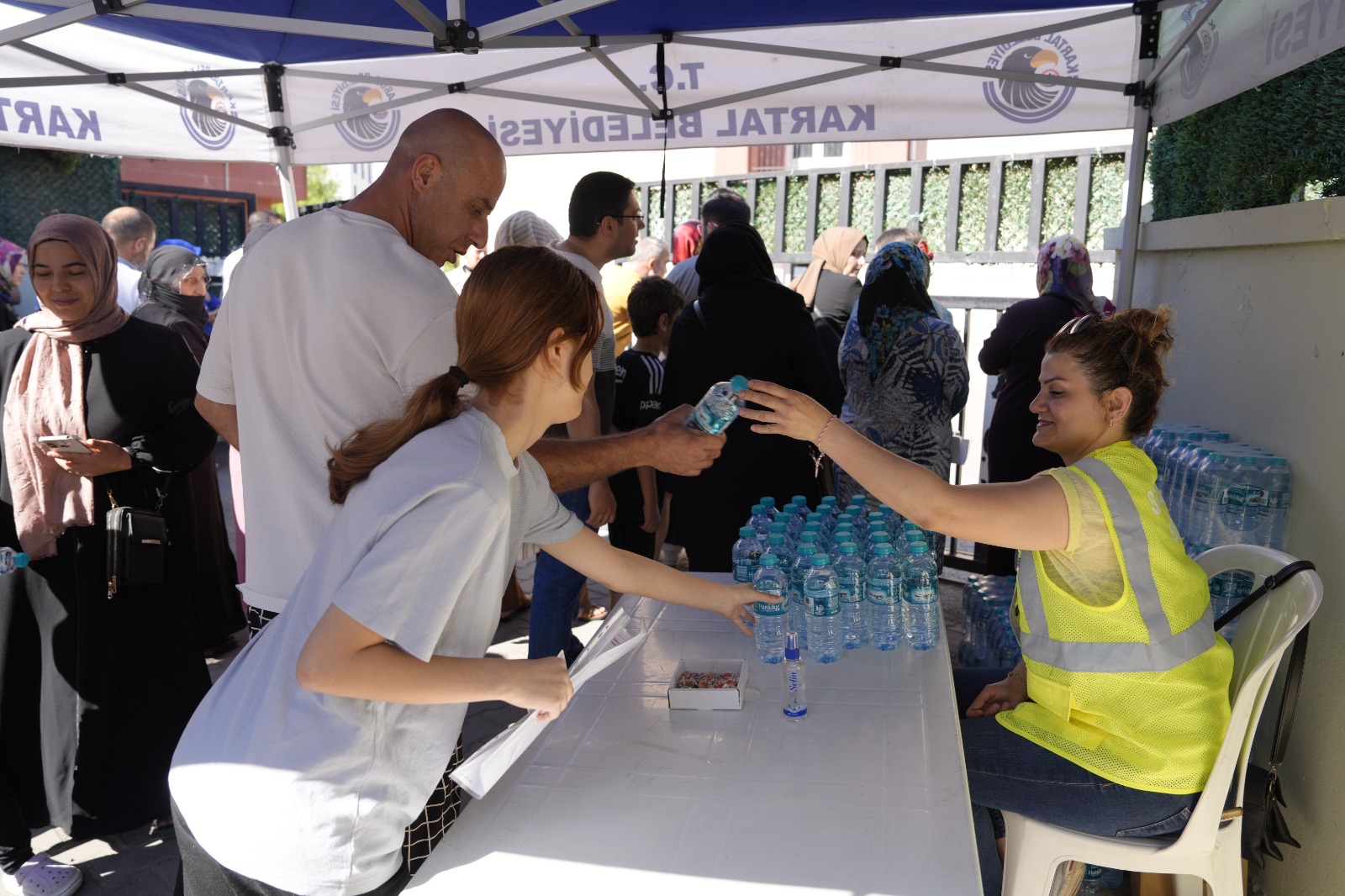 Kartal Belediyesi YKS’ye Giren Öğrencileri Yalnız Bırakmadı