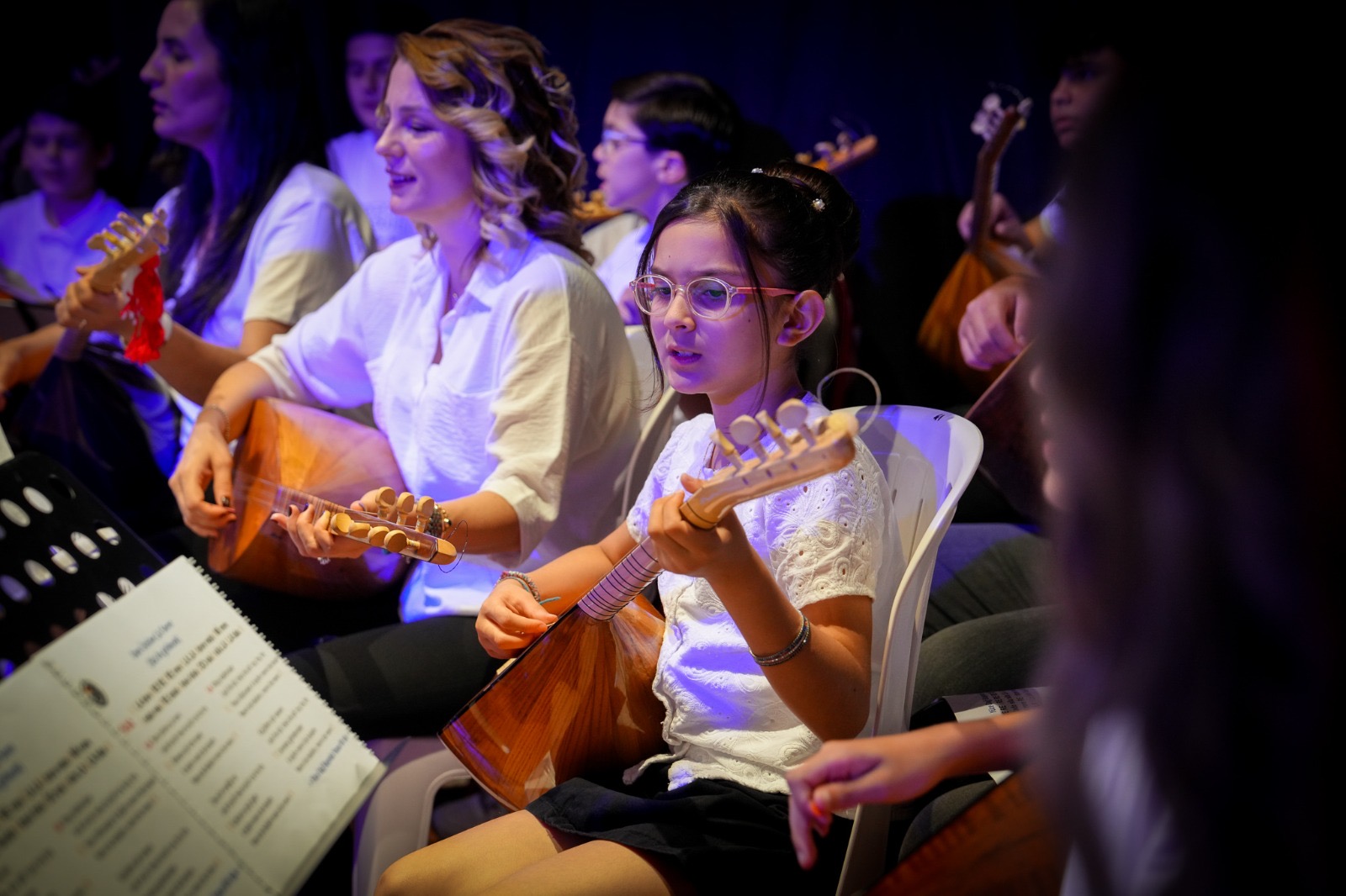 Kartal Belediyesi bağlama kursu öğrencilerinden eşsiz konser