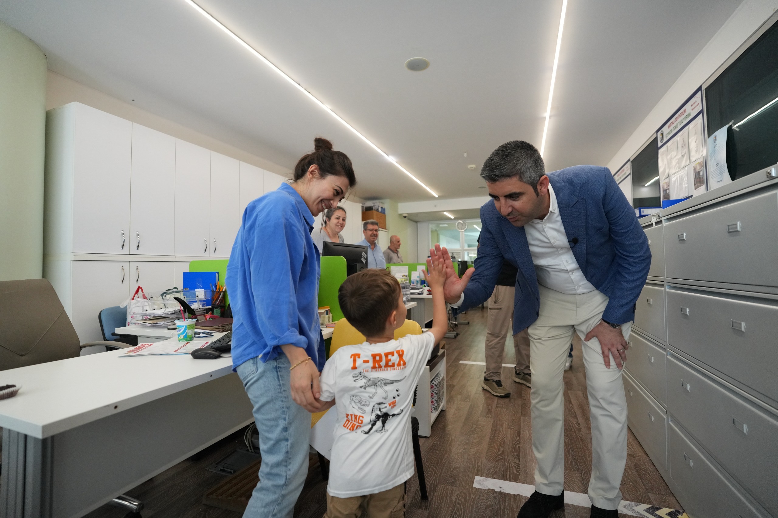 Başkan Gökhan Yüksel Belediye Personeliyle bayramlaştı