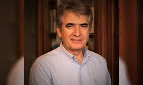 Yalçın Karatepe kimdir?