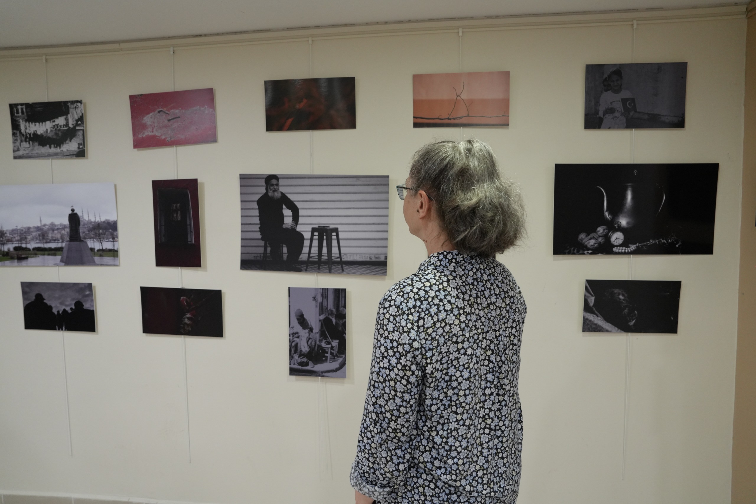 Yeliz Orakoğlu’nun “An’lamak” adlı fotoğraf sergisinin açılışı yapıldı