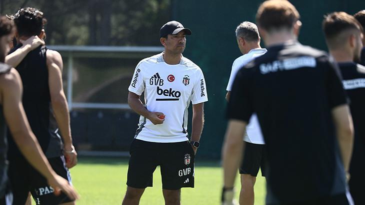 Beşiktaş’ta 9 ismin bileti kesildi!