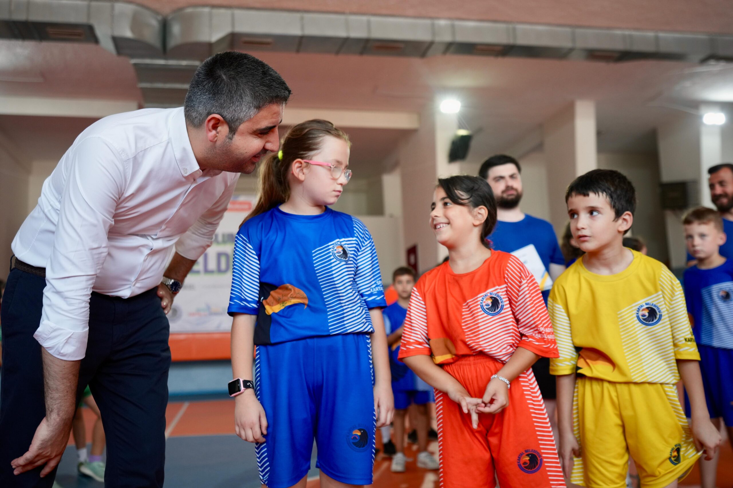 Kartal Belediyesi ücretsiz yaz spor okulu 1.dönem mezunlarını verdi