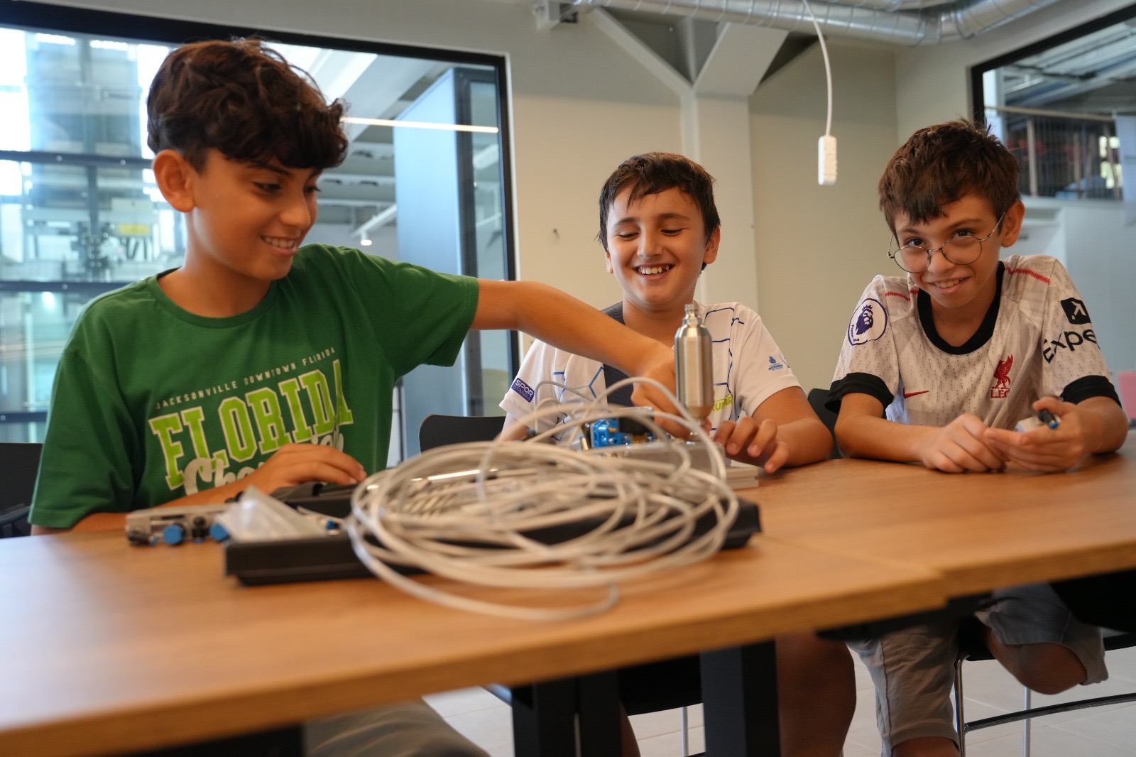 Kartal’da Bilim Mühendislik ve Teknoloji yaz kampı devam ediyor