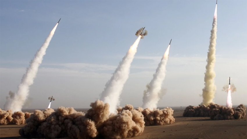 Mısır: İran hava sahasından uzak durun