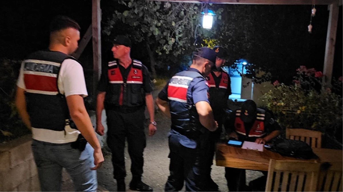 Kastamonu’da tekne battı: 3 kişi kayboldu