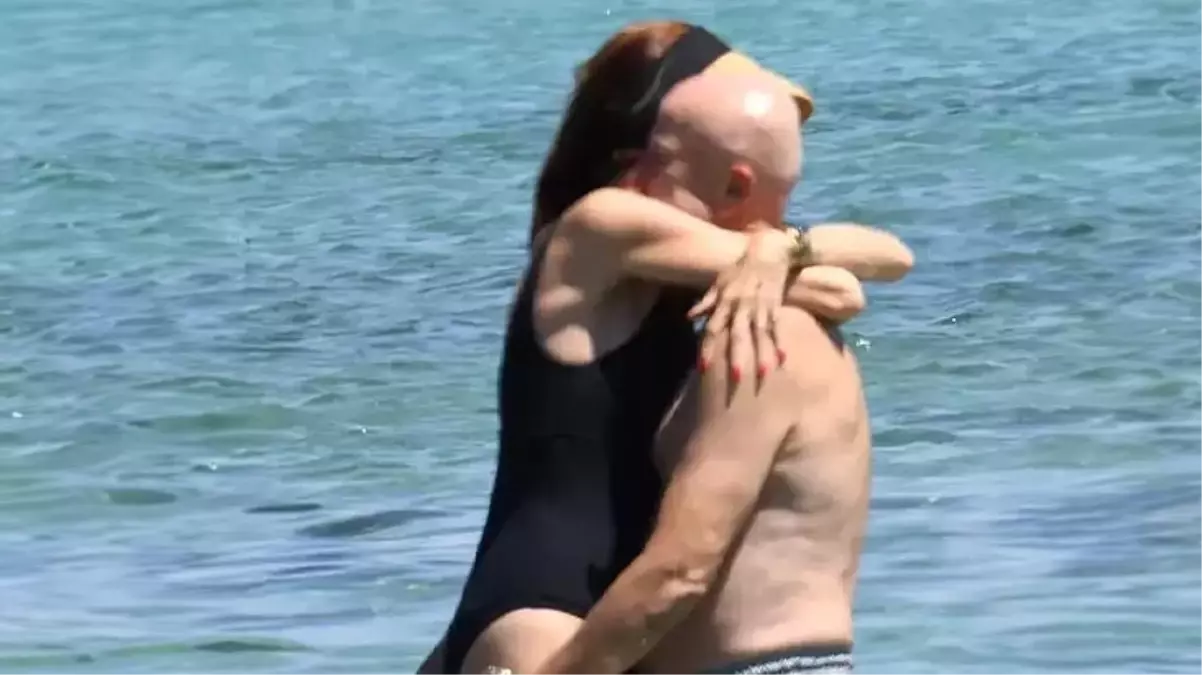 Sema Şimşek sevgilisiyle sarmaş dolaş!