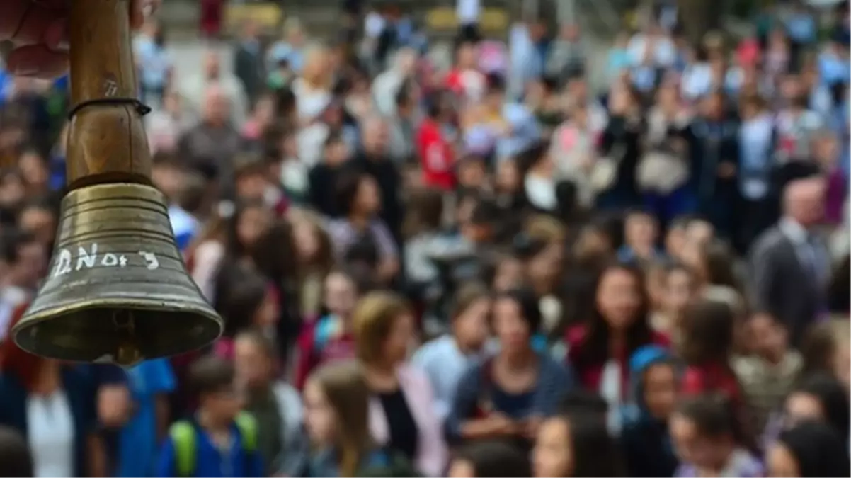 Okullardaki temizlik sorunu çözülüyor