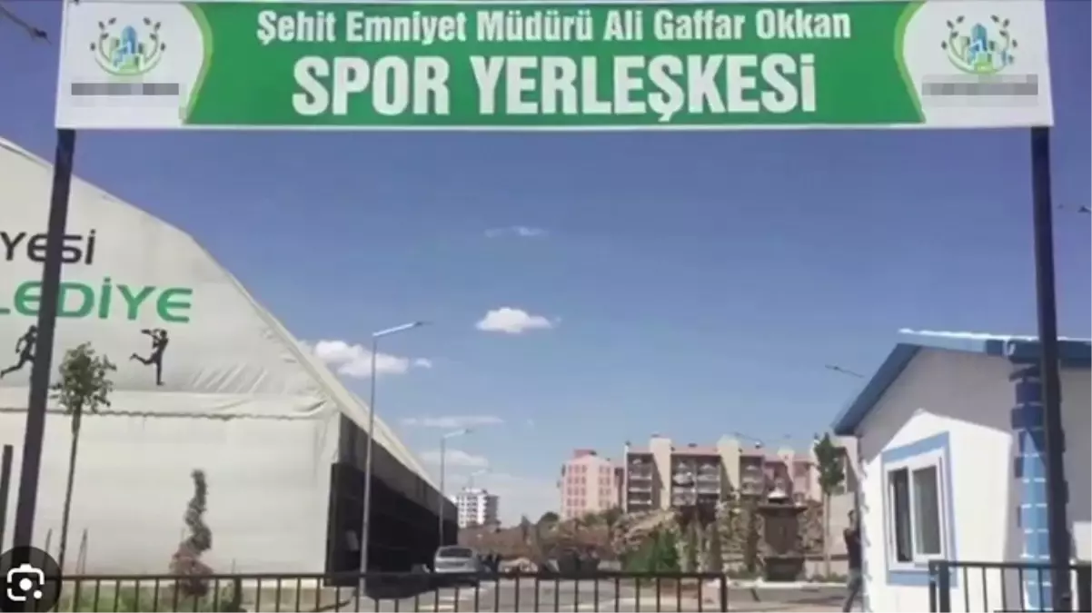 Gaffar Okkan’ın ismini tabeladan sildiler
