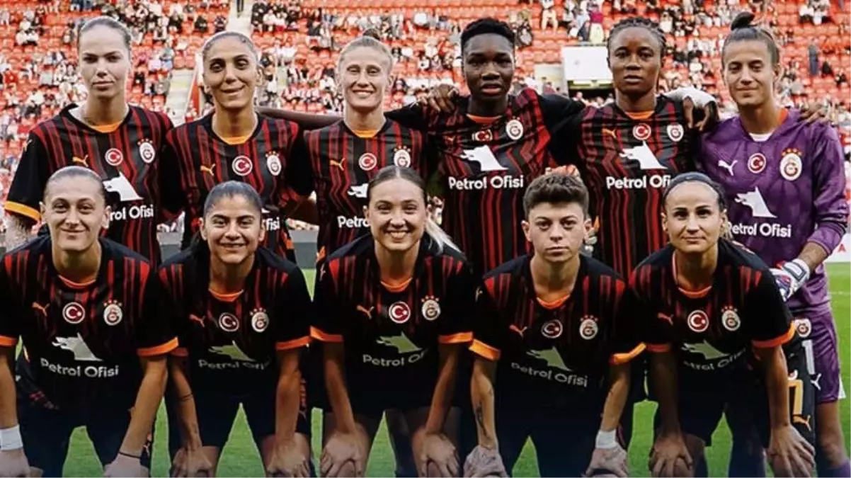 Galatasaray’dan Türk futbol tarihine geçen başarı