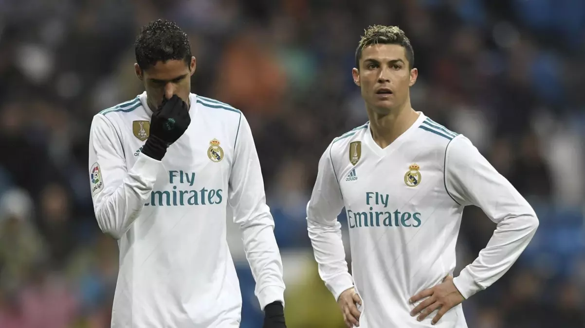 Raphael Varane futbolu bıraktı