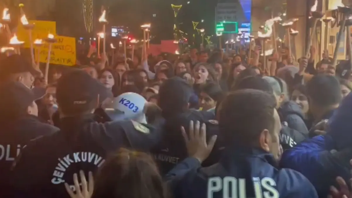 Kadınlar, Rojin için sokaklara döküldü