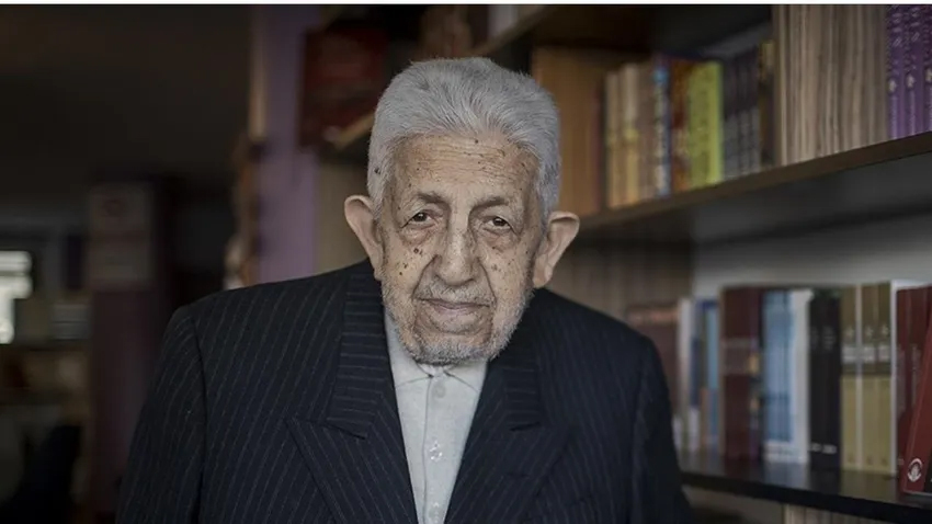 Recai Kutan hayatını kaybetti