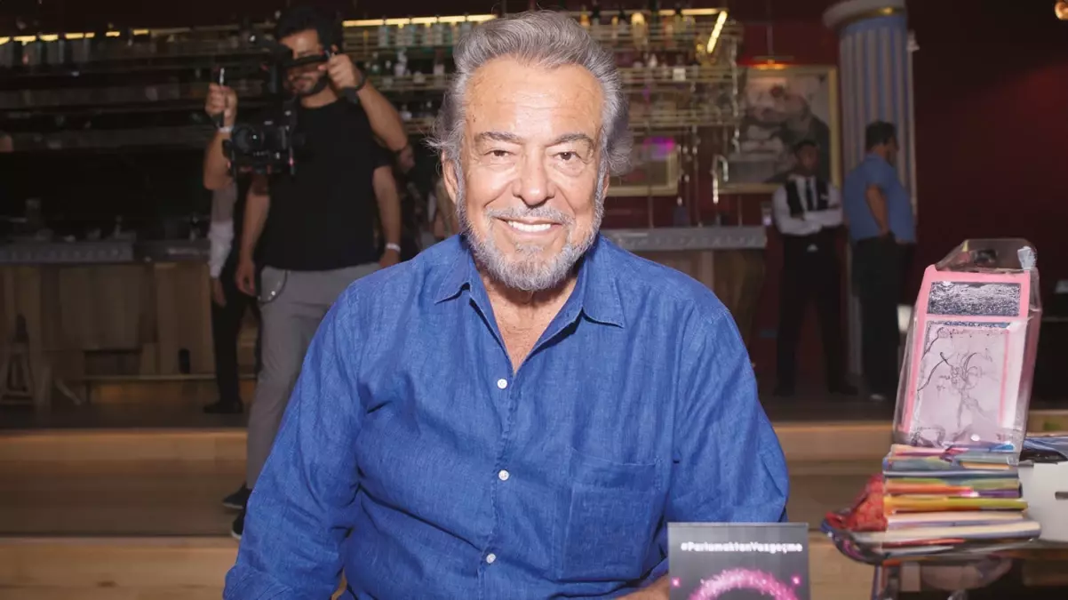 Gazeteci Güneri Cıvaoğlu hayatını kaybetti