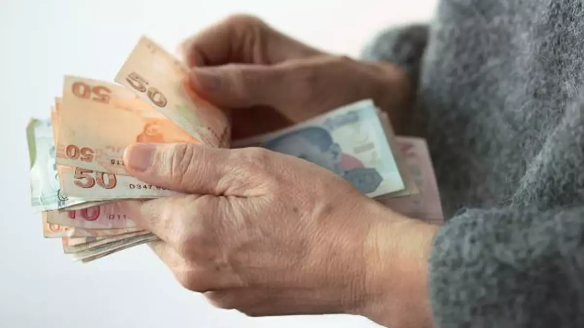 Milyonlarca emeklinin alacağı zam netleşiyor