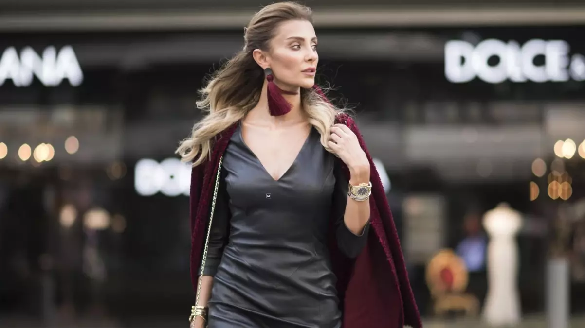 Özge Ulusoy’u çıldırtan soru!