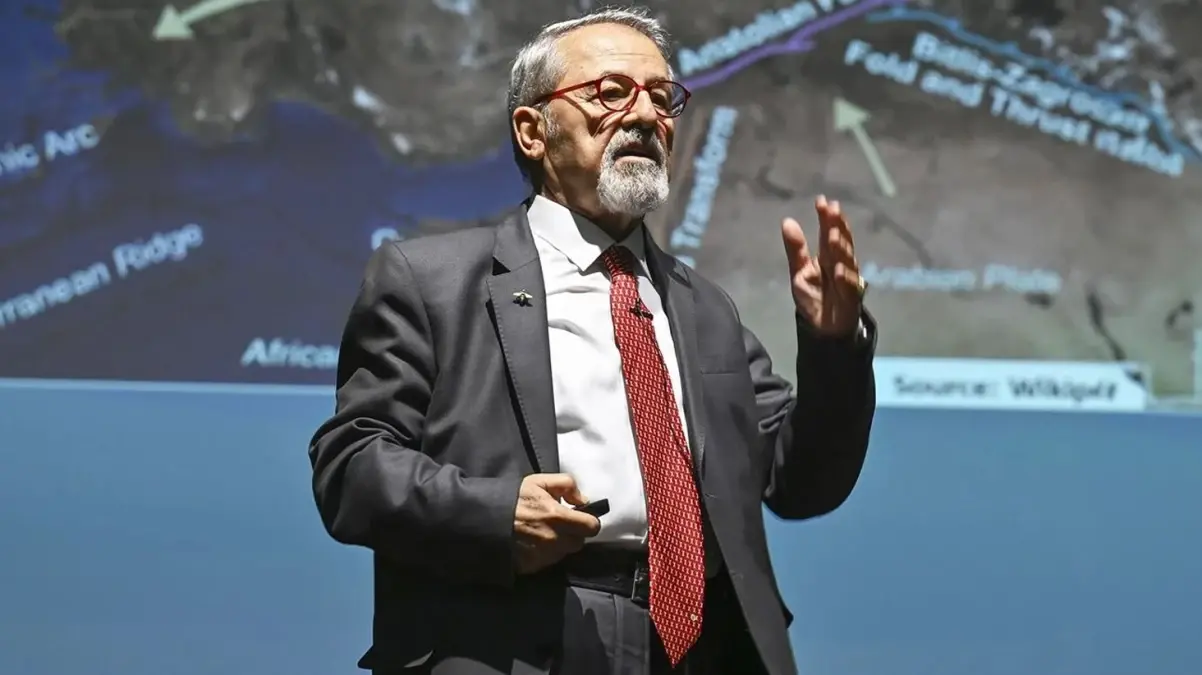 Naci Görür’den Antalya’ya deprem uyarısı