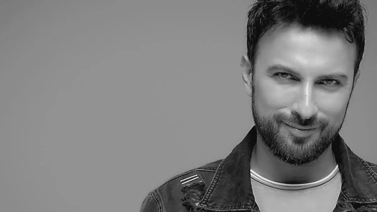 Tarkan’dan duygulandıran 10 Kasım mesajı