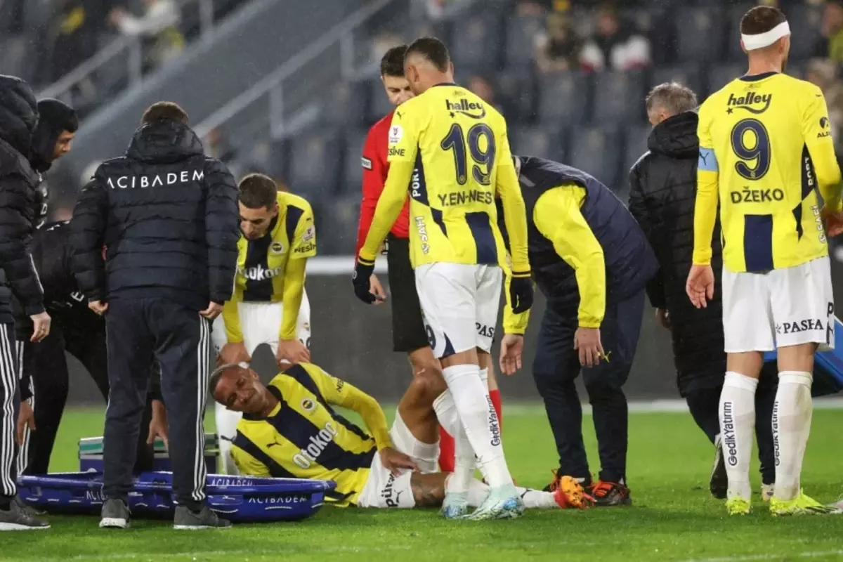 Fenerbahçe’nin yıldızı Rodrigo Becao ameliyat oldu