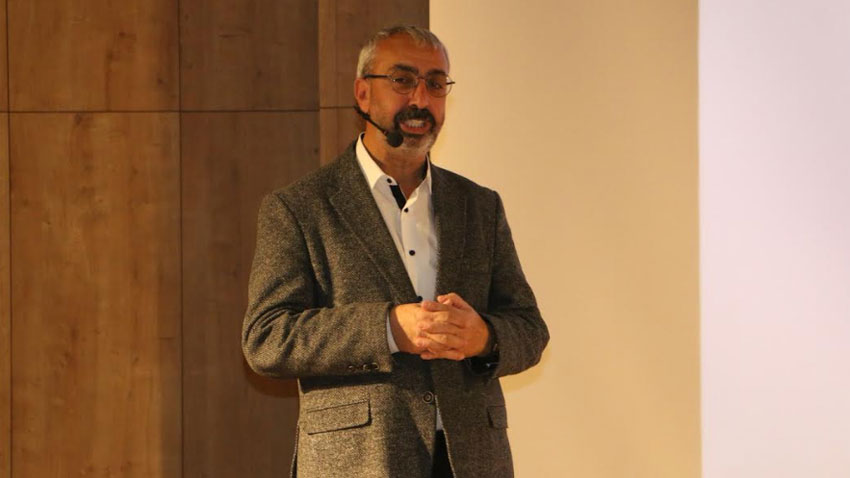 İsmail Polat ‘Sosyal medya yaşı sınırlandırılmalı’