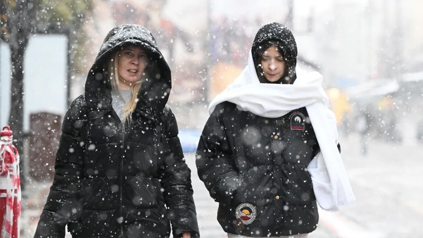 İstanbul’a kar bu kez daha fena geliyor!