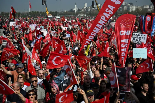 CHP Maltepe’de miting düzenledi