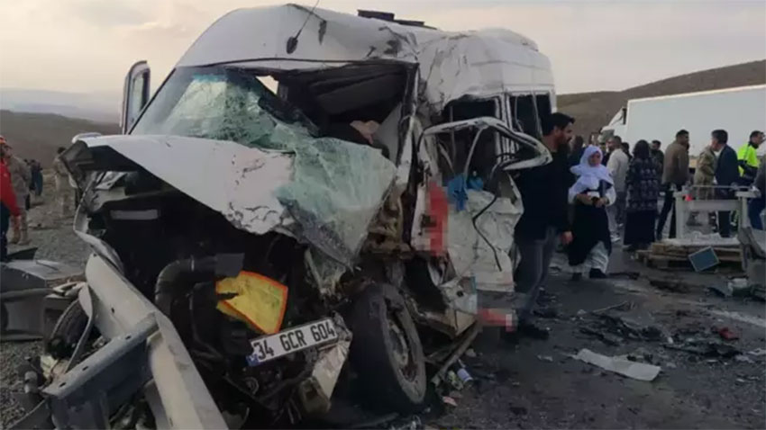 Van’da katliam gibi kaza: 6 ölü