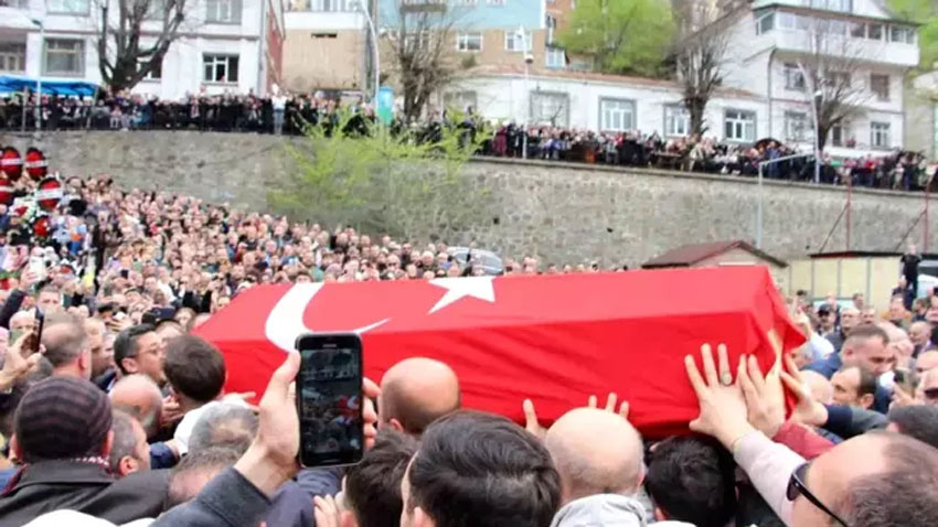 Volkan Konak Trabzon’da son yolculuğuna uğurlandı