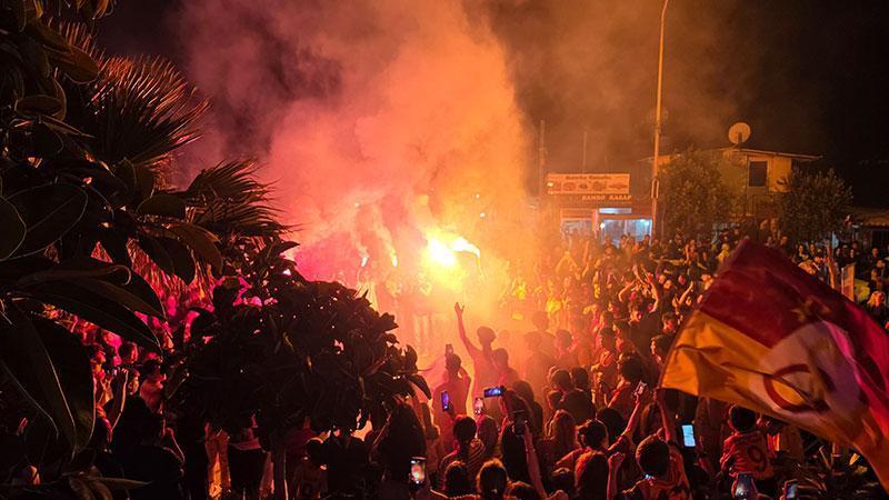 Galatasaray’ın şampiyonluğu tüm yurtta coşkuyla kutlandı