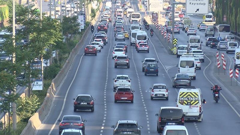 Kurban Bayramı tatili sonrası trafik yoğunluğu