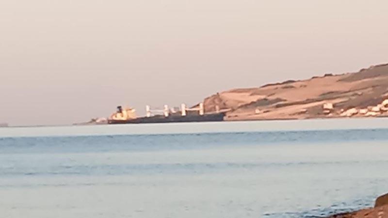 Tekirdağ’da kuru yük gemisi karaya oturdu