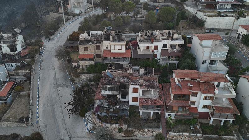 İzmir’deki orman yangını 3’ncü gününde