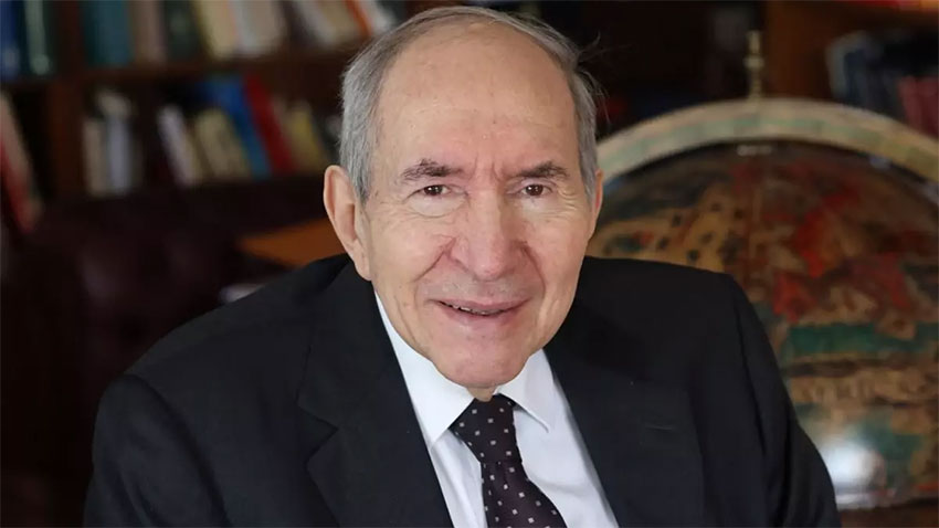 Altan Öymen 93 yaşında hayatını kaybetti