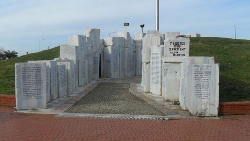 17 Ağustos depreminin 26. yılı