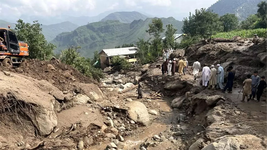 Pakistan’da sel felaketi: 307 ölü