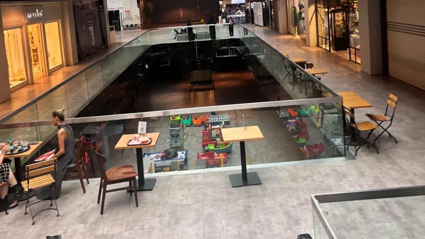 Türkiye’nin ilk lüks AVM’si kapatıldı