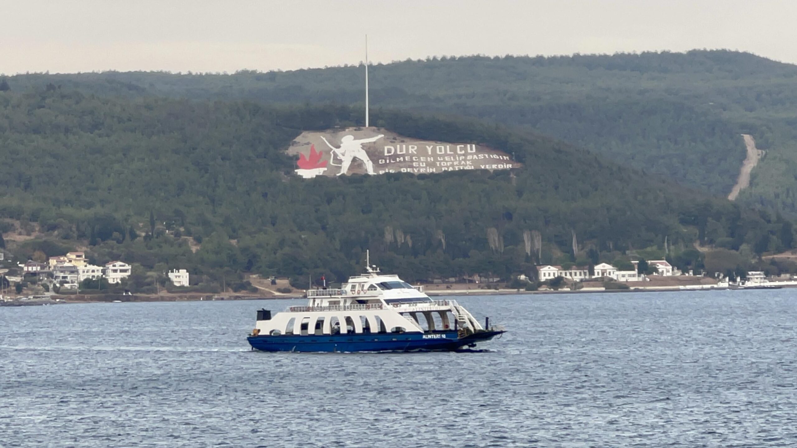 Gökçeada feribot seferleri iptal edildi