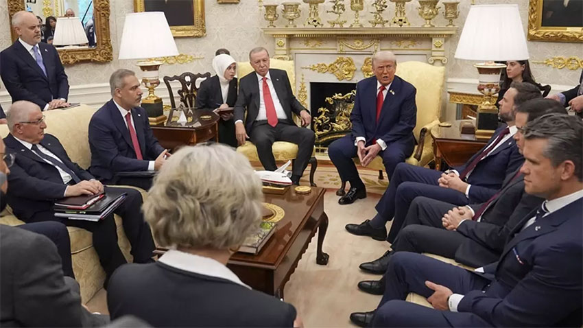 Dünya Trump-Erdoğan görüşmesini konuşuyor